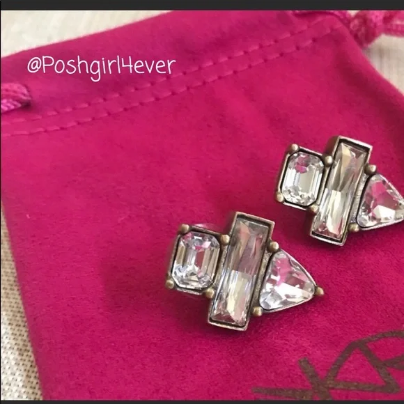 Silpada Crystal Clear Pierced Earrings Crystal - Picture 3 of 6